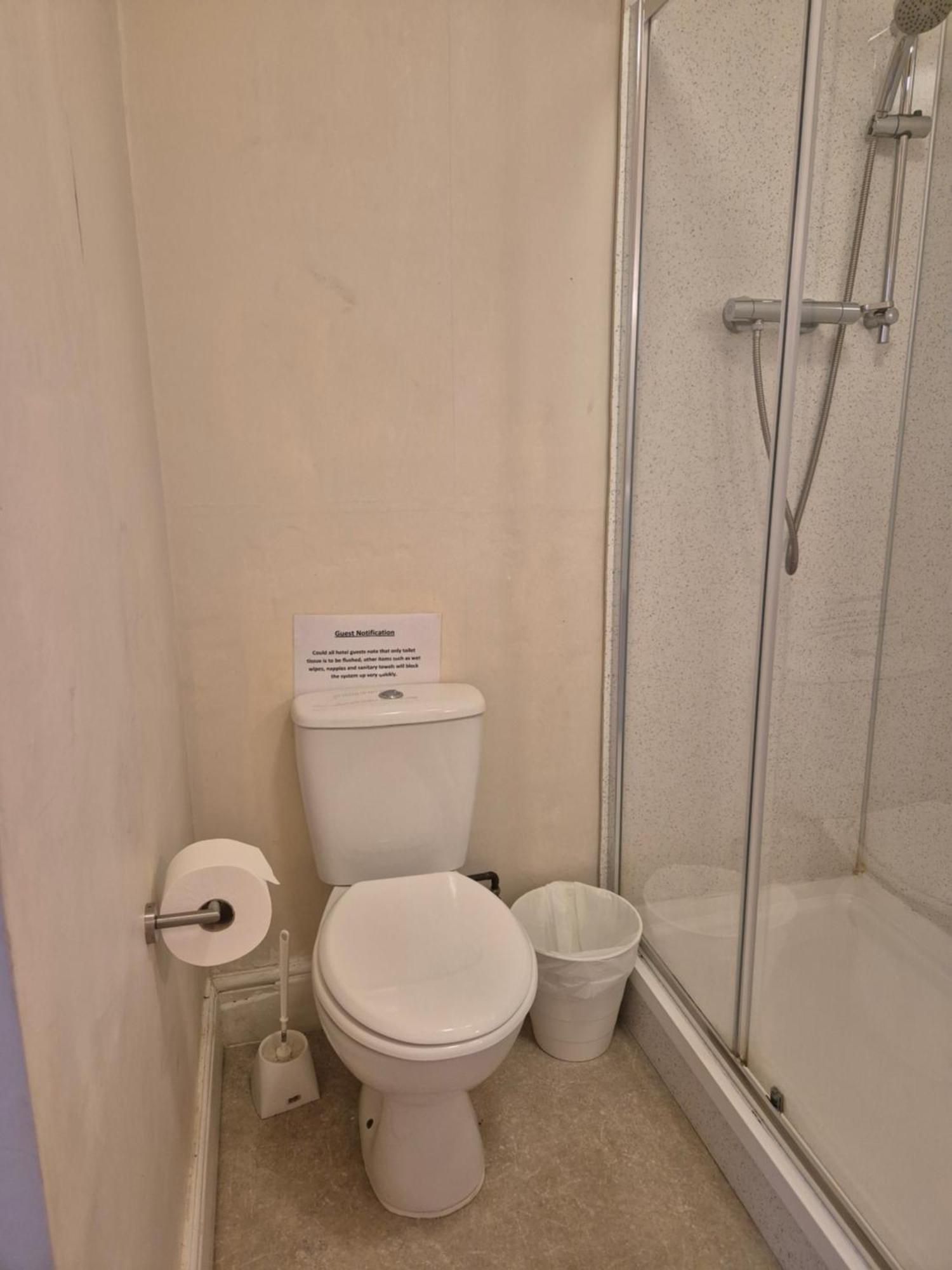 Phoenix Hotel Чард Екстериор снимка